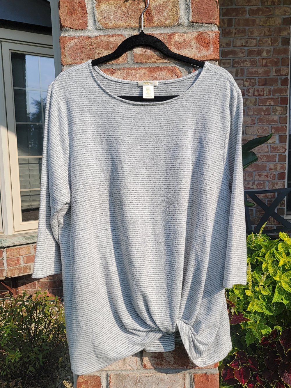 Matty M Light Gray Striped Knot-Front Crew Neck Sweater/Top